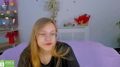 Snapshot of layriantavee chatting on September 10, 6:02 am layriantavee online show from September 10, 6:02 am