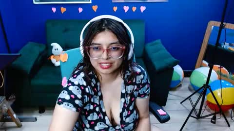 lcherryblossoml online show from October 10, 2:38 am