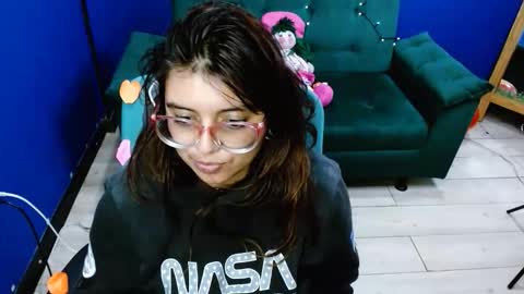 lcherryblossoml online show from October 2, 2:27 am