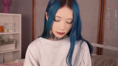 felixe online show from November 21, 1:57 pm