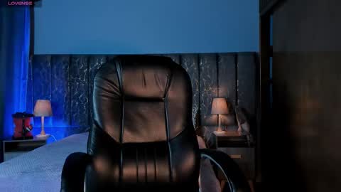 Lea Velle online show from March 10, 4:38 am