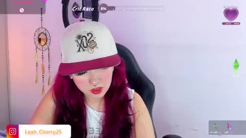 Leah online show from July 8, 9:39 pm