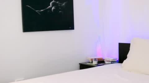 Snapshot of leahdenver chatting on October 10, 6:51 am Leah online show from October 10, 6:51 am