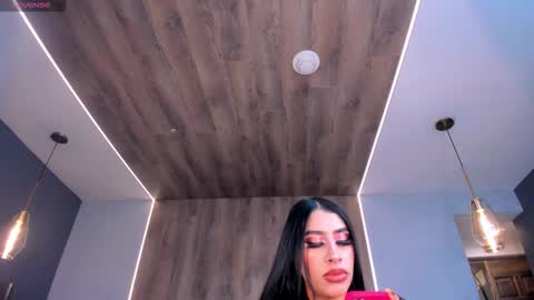 Snapshot of leahlombardi_ chatting on October 11, 3:44 am leahlombardi_ online show from October 11, 3:44 am