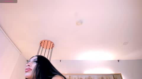 Snapshot of leahlombardi_ chatting on October 26, 3:35 am leahlombardi_ online show from October 26, 3:35 am