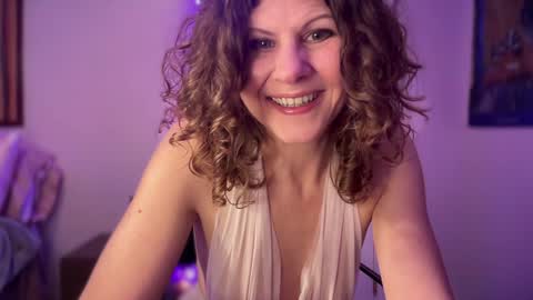Leah Sparkles online show from December 12, 2:04 am