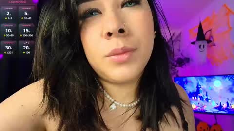 leah online show from October 27, 7:15 am