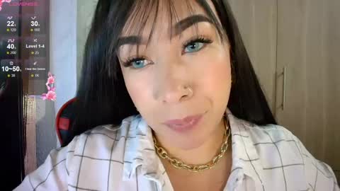 leah online show from May 15, 11:18 pm