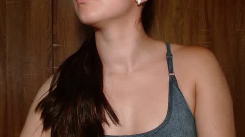 leanaalhub online show from March 9, 7:28 pm