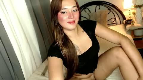 Snapshot of lebo_might chatting on February 19, 7:05 pm Coleen online show from February 19, 7:05 pm