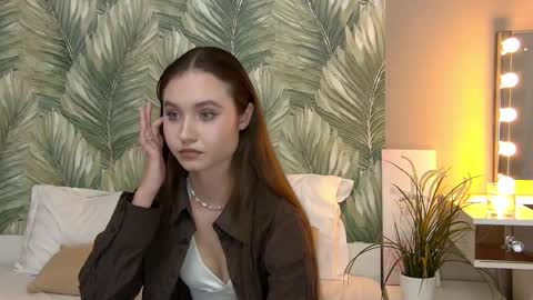 Leela online show from October 18, 3:26 pm