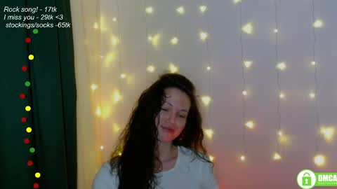 hey Im Leia and I love rock  online show from May 15, 7:16 pm