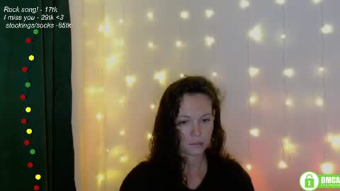 hey Im Leia and I love rock  online show from August 2, 7:17 pm