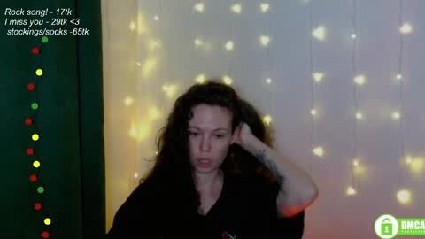 hey Im Leia and I love rock  online show from April 26, 7:11 pm