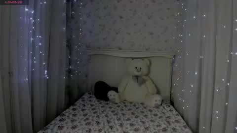 Snapshot of leia_moreno chatting on October 9, 3:49 pm leia_moreno online show from October 9, 3:49 pm