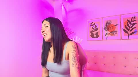 Leia.  online show from February 7, 3:24 am