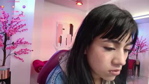 Leia.  online show from September 16, 11:29 am