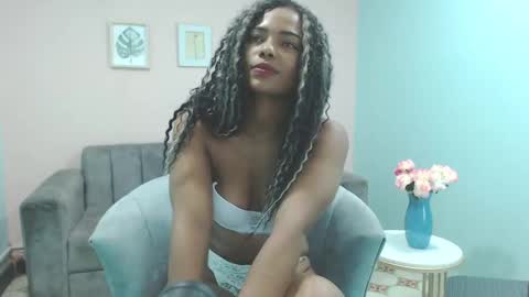 leidy_valencia online show from September 8, 2:16 pm