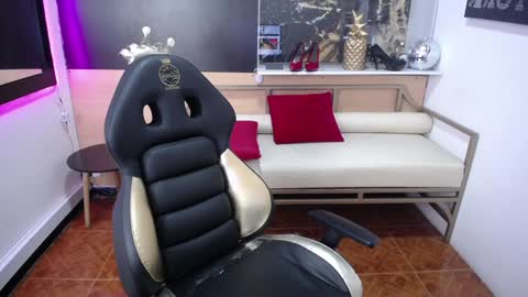 leidy online show from January 17, 12:42 pm