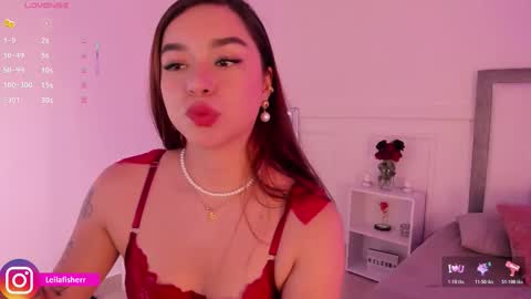 Leila online show from February 5, 5:16 pm