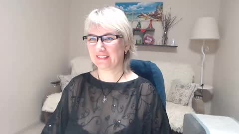 Leila Kinky online show from April 13, 10:16 am