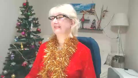 Leila Kinky online show from January 4, 4:44 am