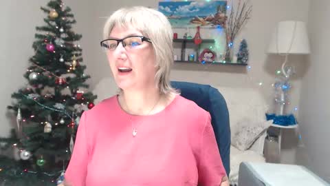 Leila Kinky online show from January 11, 1:05 pm