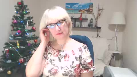 Leila Kinky online show from December 22, 5:56 am