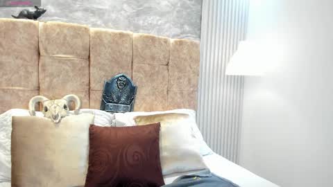 Snapshot of leilapons chatting on October 31, 5:17 pm leilapons online show from October 31, 5:17 pm