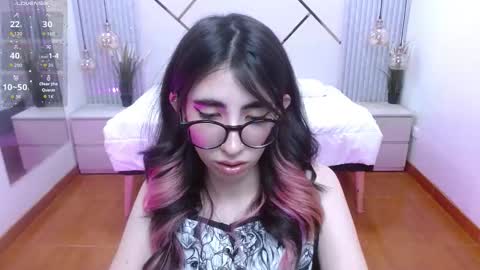 Lena online show from October 6, 8:02 pm