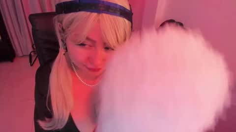 Lenna Kang online show from May 16, 8:08 pm