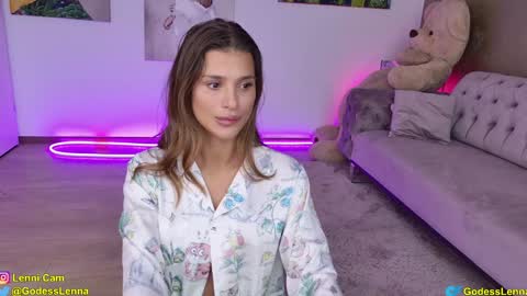 Lenna Goddess online show from September 25, 6:23 am