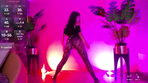 LEOMIE online show from September 11, 9:04 pm