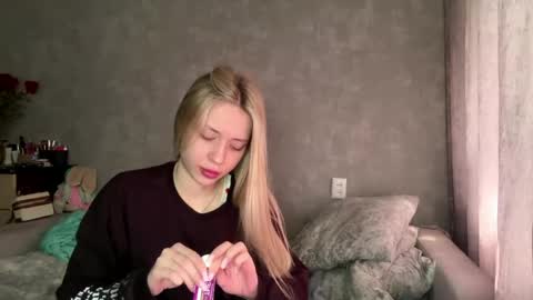 Eva online show from April 25, 6:27 am