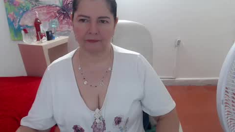 Snapshot of leonela_69 chatting on September 11, 2:23 am leonela online show from September 11, 2:23 am