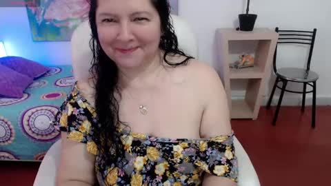 Snapshot of leonela_69 chatting on March 11, 9:37 pm leonela online show from March 11, 9:37 pm