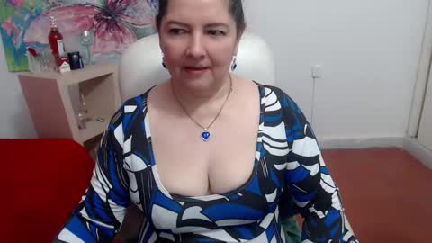 Snapshot of leonela_69 chatting on September 27, 10:06 pm leonela   online show from September 27, 10:06 pm
