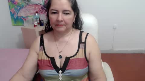 Snapshot of leonela_69 chatting on October 19, 2:46 am leonela   online show from October 19, 2:46 am