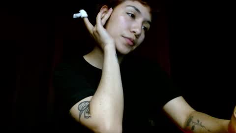 Snapshot of leonelablues chatting on October 27, 5:36 am leonela online show from October 27, 5:36 am