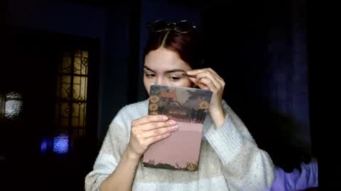 Snapshot of leonelablues chatting on October 23, 2:39 am leonela online show from October 23, 2:39 am