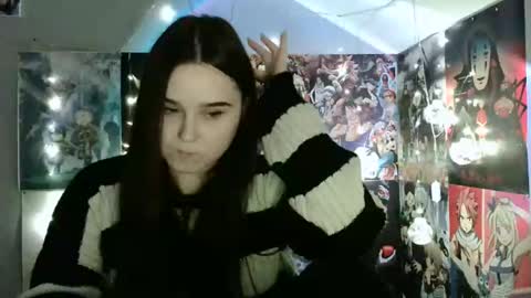 little secret online show from December 26, 7:35 am