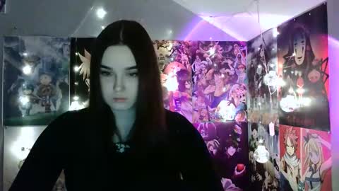 little secret online show from December 23, 7:17 am