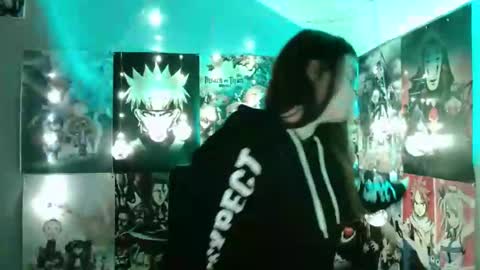 little secret online show from December 16, 7:04 am