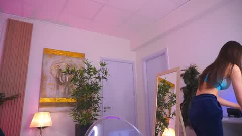 Jessie online show from December 9, 8:44 am