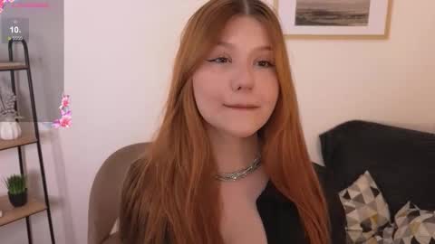 Snapshot of leslie__williams chatting on October 16, 6:21 pm Tracy online show from October 16, 6:21 pm