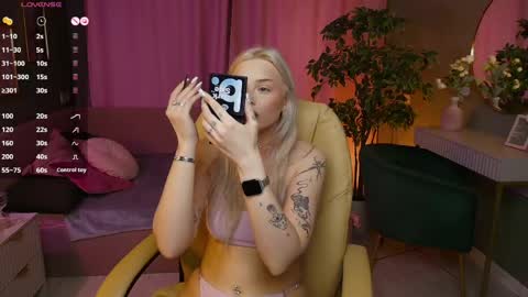 Stacey online show from April 22, 7:38 am