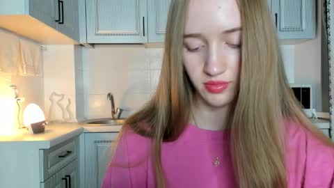  LESLIE   online show from October 13, 6:54 pm