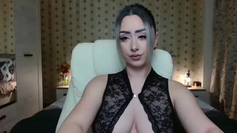 Snapshot of leslie_secret chatting on March 5, 9:06 pm leslie_secret online show from March 5, 9:06 pm