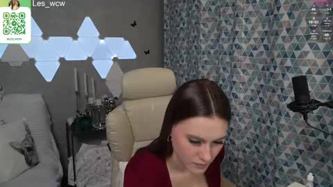 Snapshot of lesliekorfs chatting on February 28, 10:39 pm LeslieKorfs online show from February 28, 10:39 pm