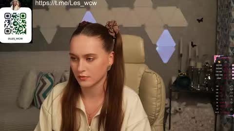 LeslieKorfs online show from October 25, 7:54 pm